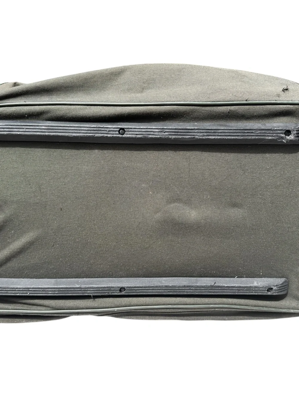Vintage Jeep 9325 Roller Weekend Duffle Bag Army Green No Shoulder Traps